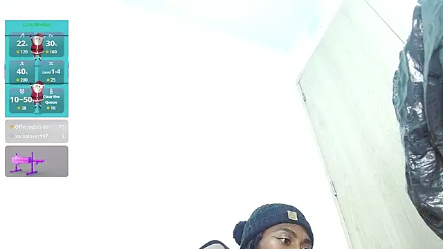 avaleri_cherry's Webcam Show