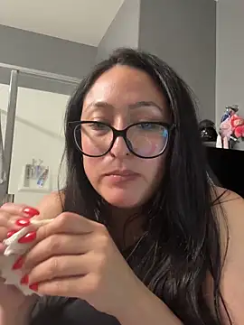 Goddessxxrosexx's Webcam Show