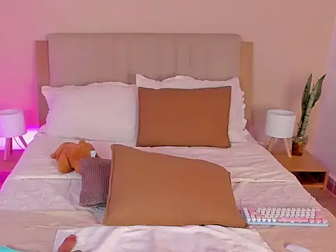 Nicolle_Duke 라이브 XXX 채팅