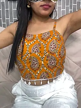 Chat +18 de escape_with_me ao vivo