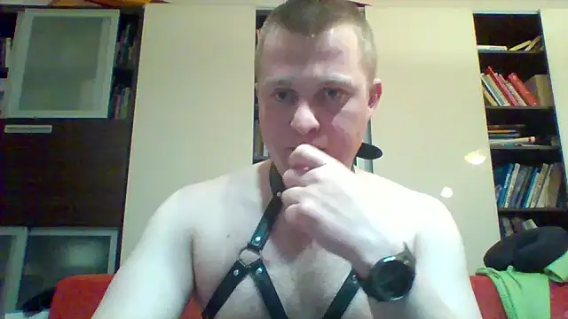 Matttthees 即時 XXX 聊天