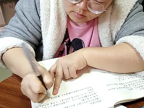 AngelwithEcup – Naživo XXX chat