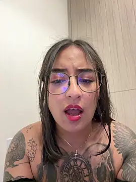 Rae_Lil_White – Kamerová šou