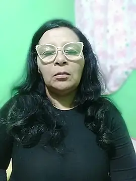 Amarantha25: онлайн-секс-чат