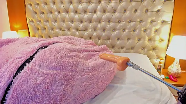 IsabellaaLux_'s Live XXX Chat