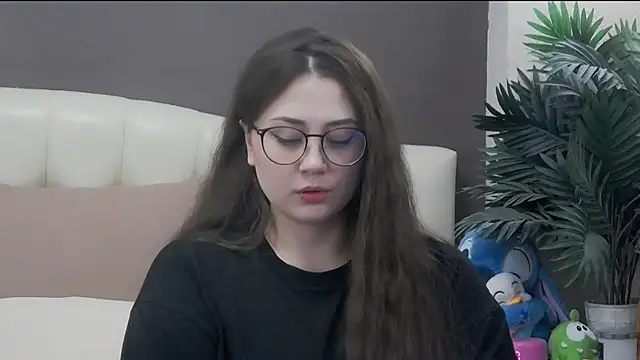 دردشة KellieMartin الجنسية المباشرة