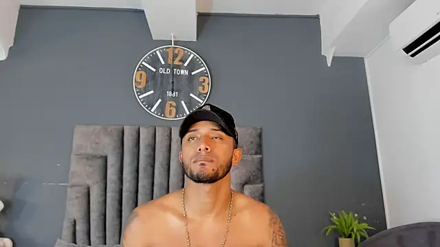 Chatroom XXX en direct de Robin_Rief