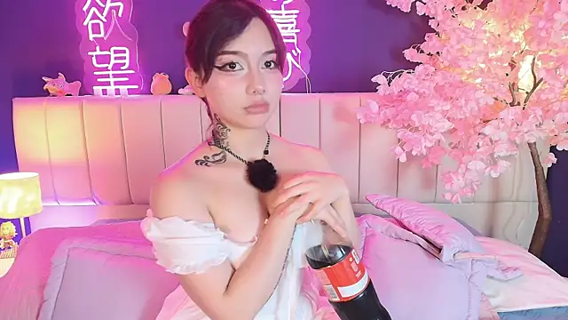 XXX chat uživo modela Shizuko_