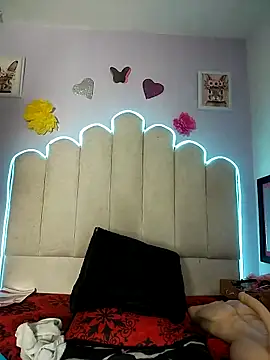 Meriiida élő XXX-chatje