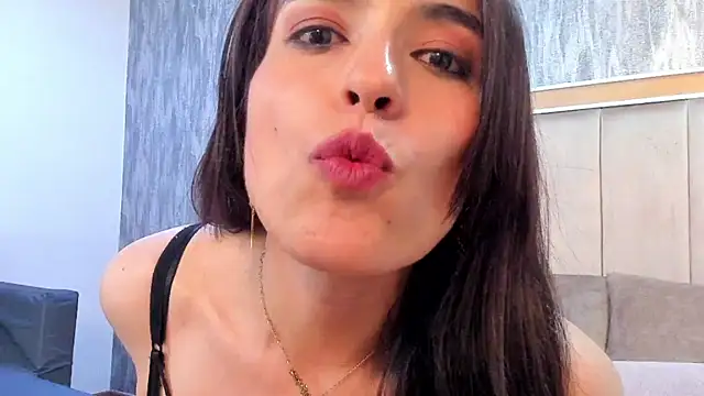 MeganNightt Adlı Modelin Web Kamerası Şovu