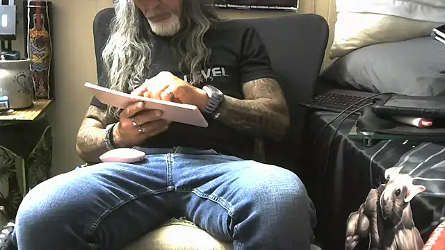 Show modela crassanova na web-kameri