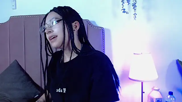 دردشة shiny_foxeyes الجنسية المباشرة