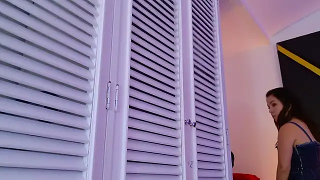 Adel_Nesbiit Chat XXX in diretta