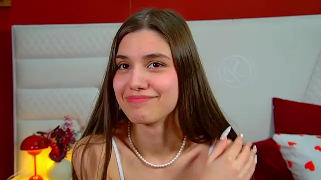 ArianaAllens 现场XXX聊天