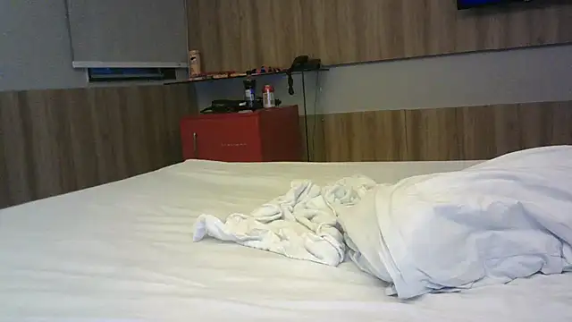 lorraine2036's Webcam Show