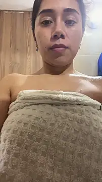 aimi_art1 Chat XXX in diretta