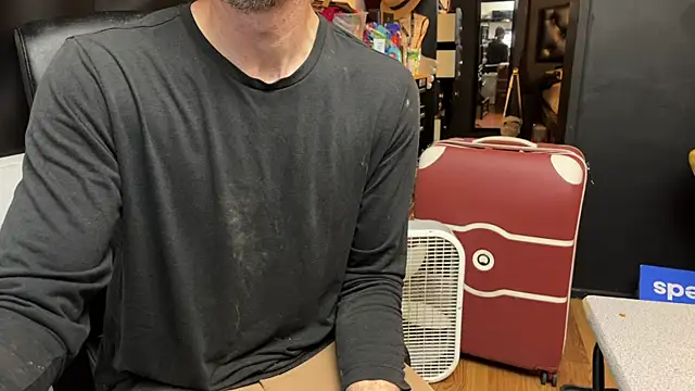 leanjamesdean Show in webcam