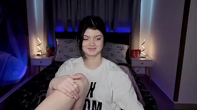 แชท XXX สดของ MileyRood