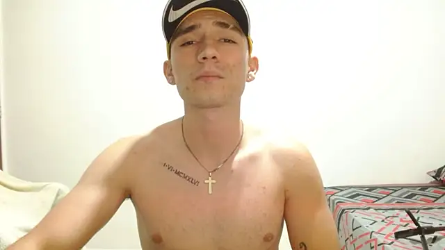 ChicoMaloFfF webkamerás műsora