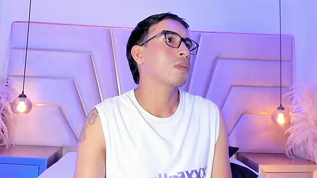 Mr_aronnn_ Chat XXX live