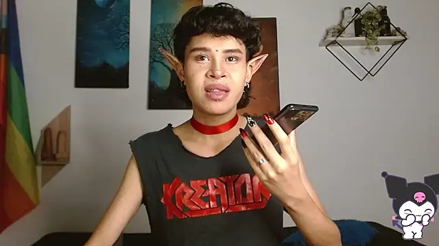 nicolai_a: διαδικτυακό σόου στην κάμερα