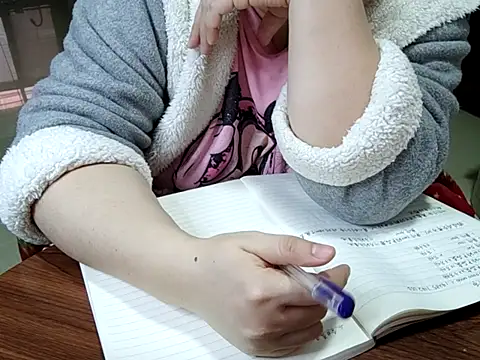 XXX chat uživo modela AngelwithEcup