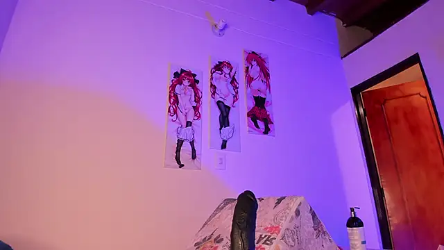 annita_lopez Adlı Modelin Canlı XXX Sohbeti