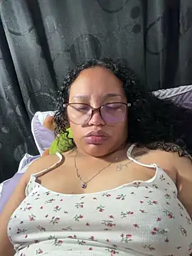 Chat XXX en directo de tokio_angel