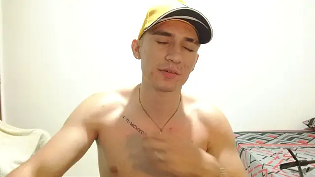 دردشة ChicoMaloFfF الجنسية المباشرة