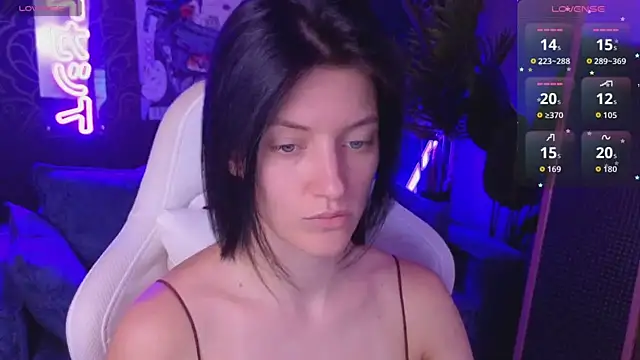 roxy_riot_'s Live XXX Chat