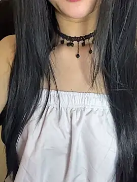 Yiyina_17 라이브 XXX 채팅