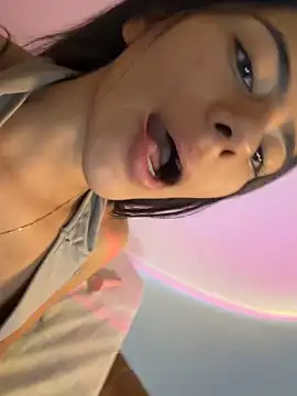 Lilybeeth élő XXX-chatje