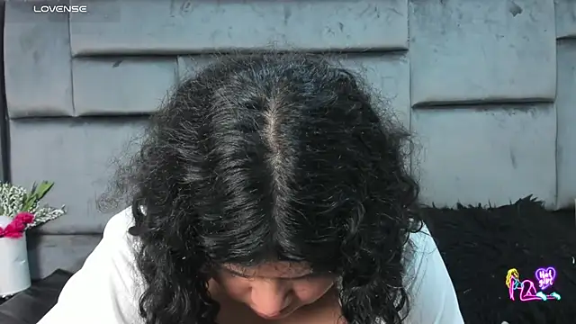 Jessica_Beltrann Adlı Modelin Canlı XXX Sohbeti