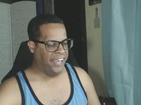 Show modela thesugar32 na web-kameri