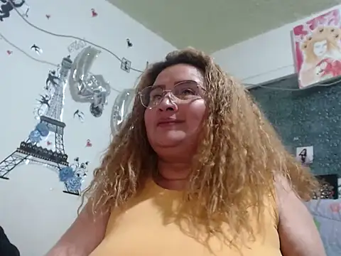 Perla1981-- 即時 XXX 聊天