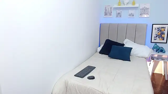 Emma_Brm 라이브 XXX 채팅