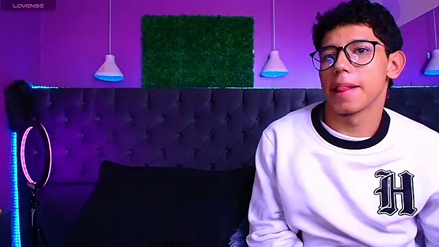 RyanPricee Webcam show