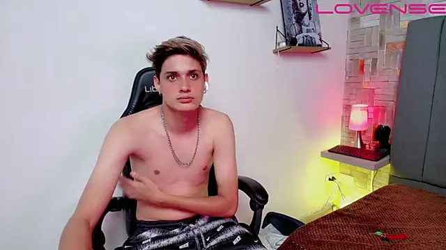 flaquito___'s Webcam Show