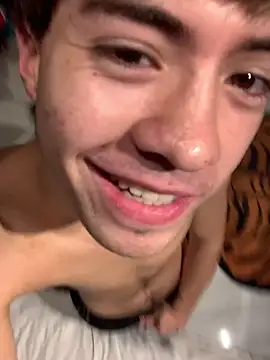 Gato_Gatito Webcam show