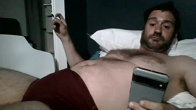 Frenchi69 webcam show