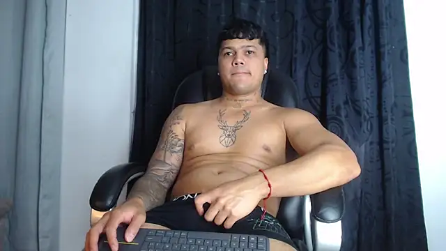 Pedro_x777 即時 XXX 聊天