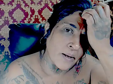 Indiancatz2's Live XXX Chat