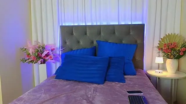 Chat XXX Live Ariana_Petite