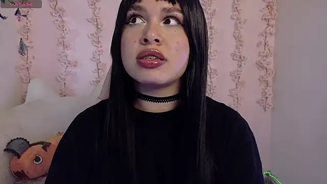 Haelycute's Live XXX Chat