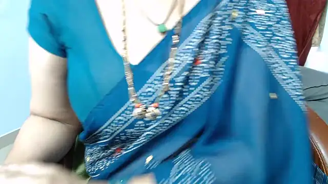 Webkamerová show sunitha-3