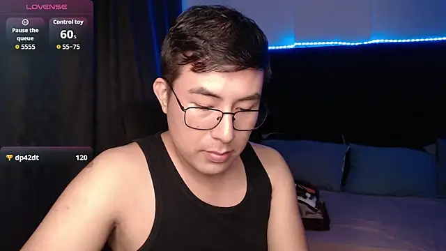 andrewmhilton_'s Webcam Show