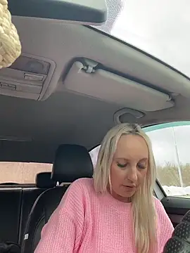 Chat +18 de MerlinDave ao vivo