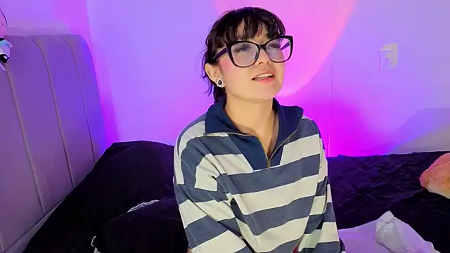 Chat XXX en directo de Sweet_Namii