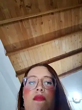 Chat XXX en directo de kendallclarkk03