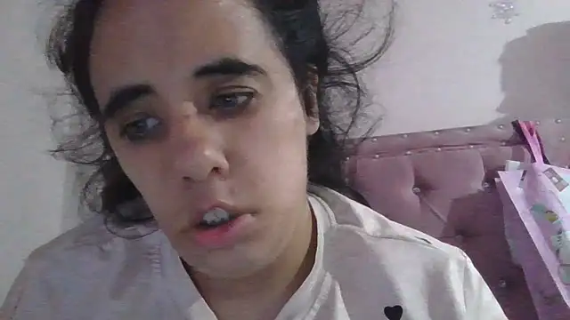 annarose19 live XXX chat